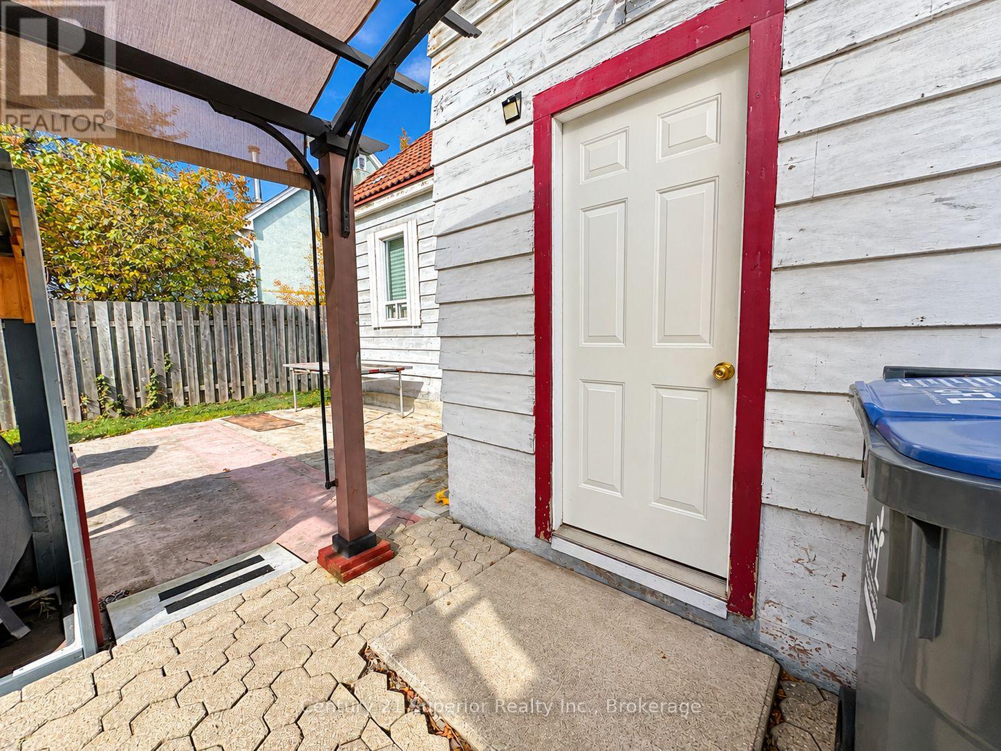 609 Van Norman Street, Thunder Bay, Ontario  P7A 4G3 - Photo 3 - X14098210