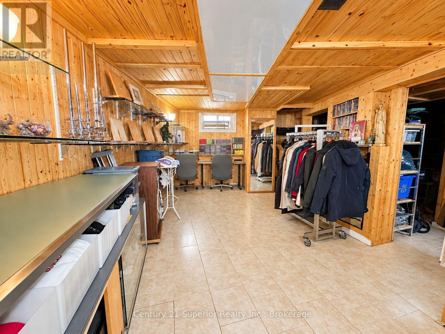 609 Van Norman Street, Thunder Bay, Ontario  P7A 4G3 - Photo 33 - X14098210