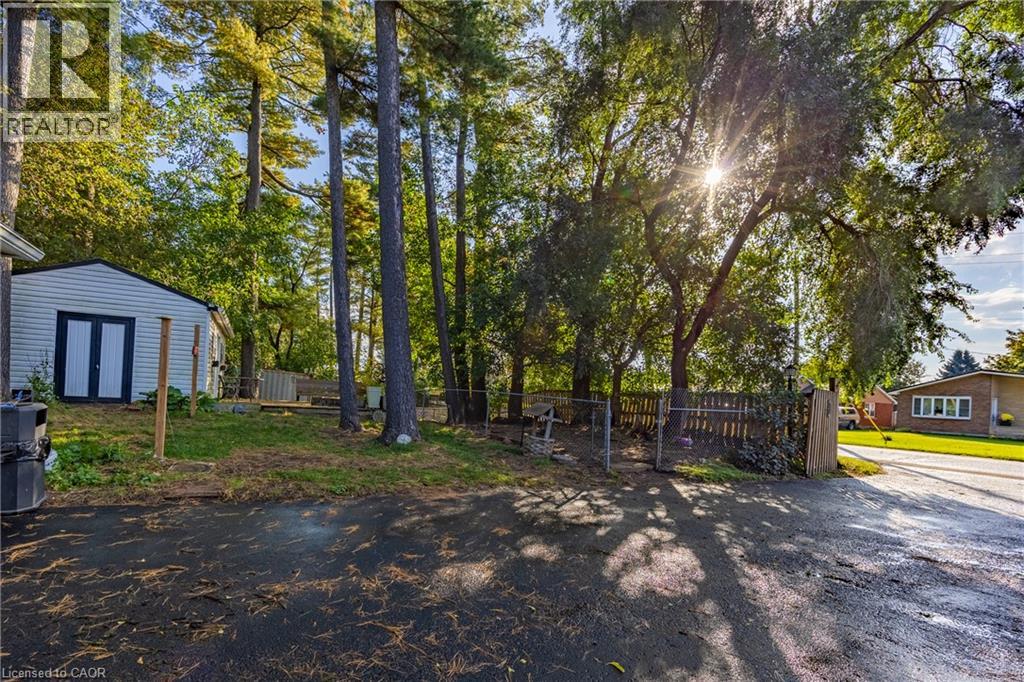 739 James Street, Delhi, Ontario  N4B 2C6 - Photo 23 - 40871469