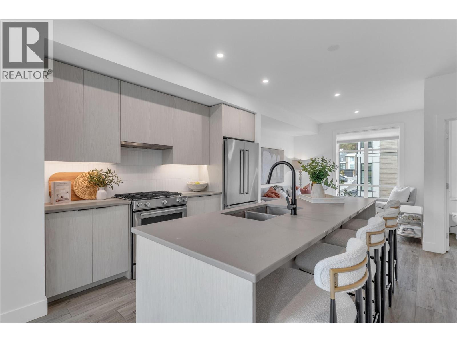 1455 Cara Glen Court Unit# 110, Kelowna, British Columbia  V1V 0J9 - Photo 10 - 10402870