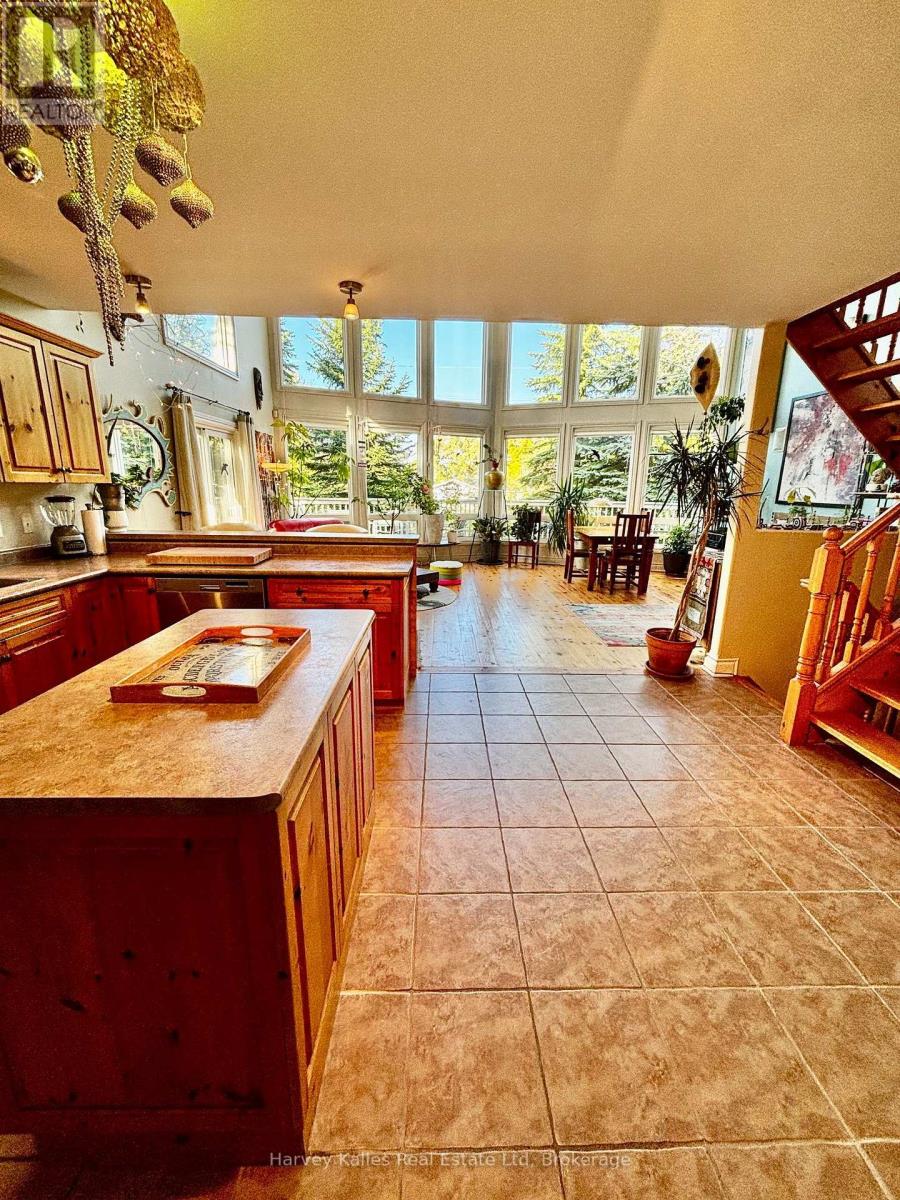 61 Constance Boulevard N, Wasaga Beach, Ontario  L9Z 2Y3 - Photo 6 - S13859234