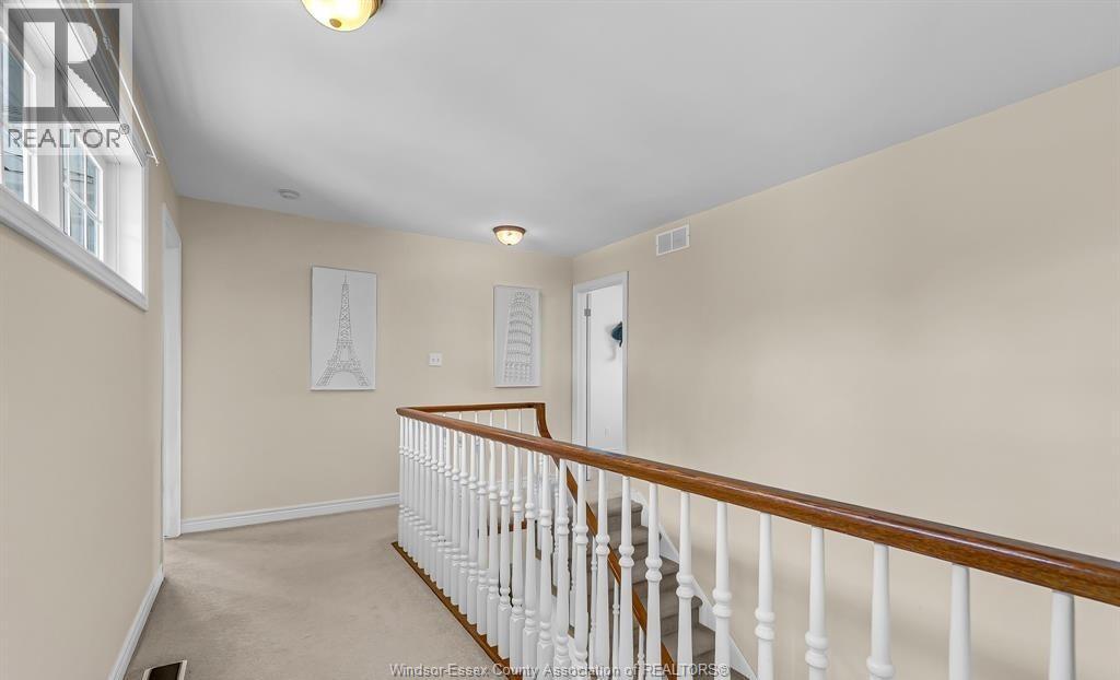 898 Hacienda Court, Windsor, Ontario  N9G 2T1 - Photo 22 - 26023967