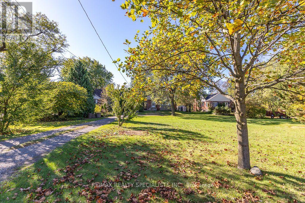 970 CONCESSION STREET, Hamilton, Ontario