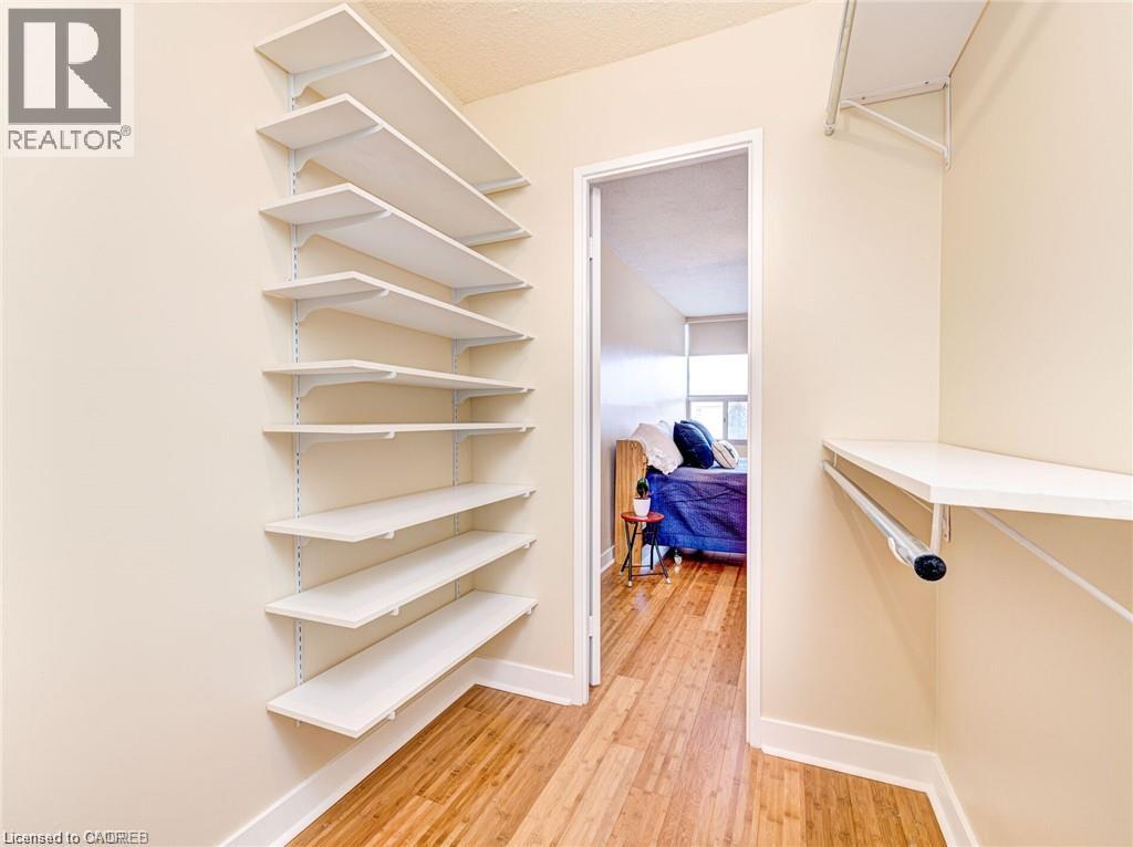 2055 Upper Middle Road Unit# 302, Burlington, Ontario  L7P 3P4 - Photo 14 - 40872442
