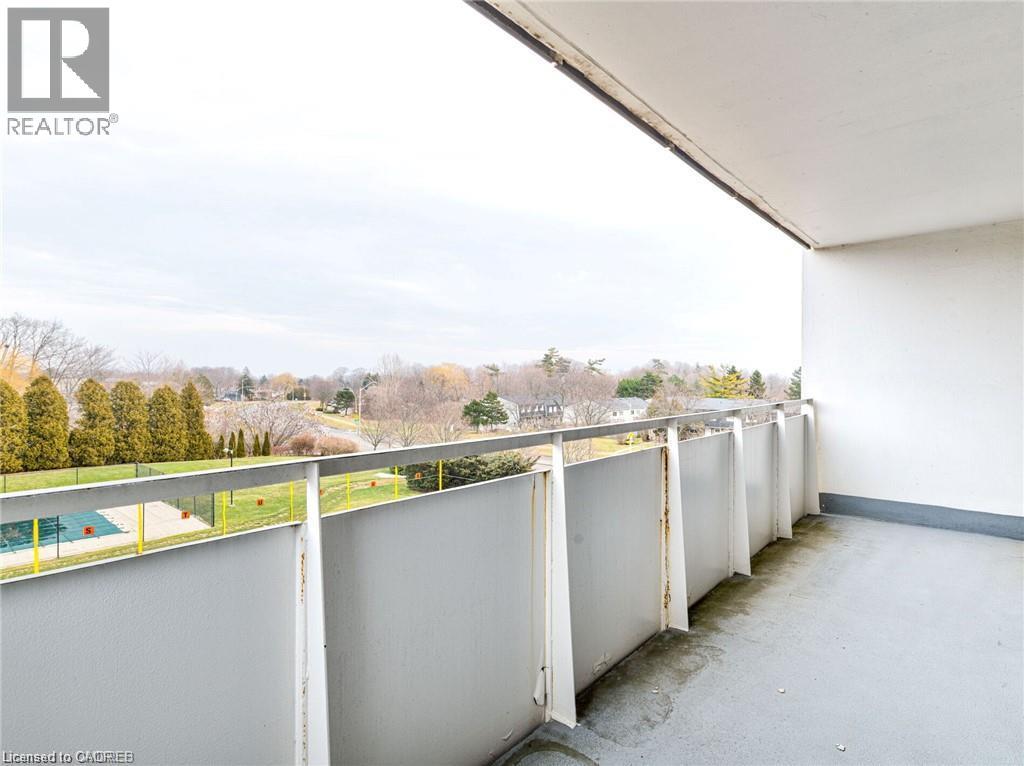 2055 Upper Middle Road Unit# 302, Burlington, Ontario  L7P 3P4 - Photo 18 - 40872442