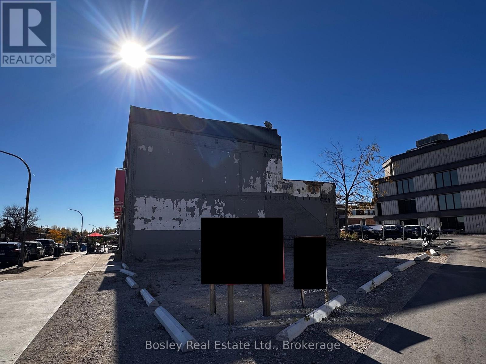 20-28 Erie Street, Stratford, Ontario  N5A 2M4 - Photo 2 - X14098290