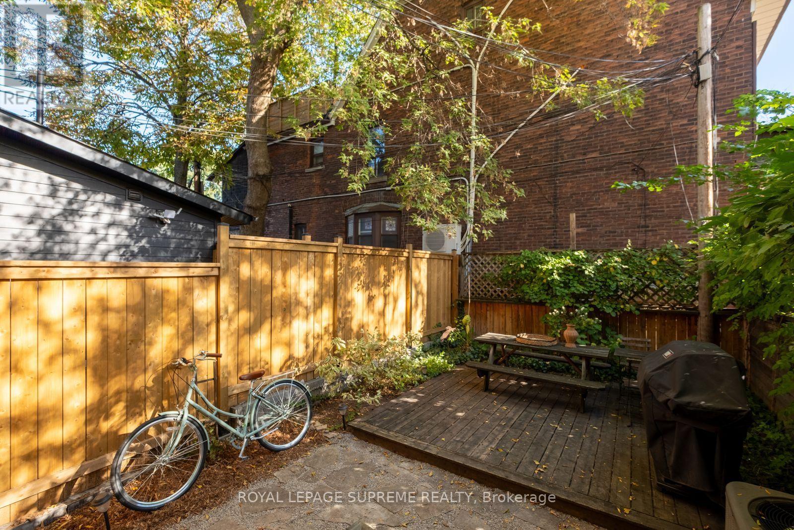 251 Crawford Street, Toronto, Ontario  M6J 2V7 - Photo 38 - C14098232