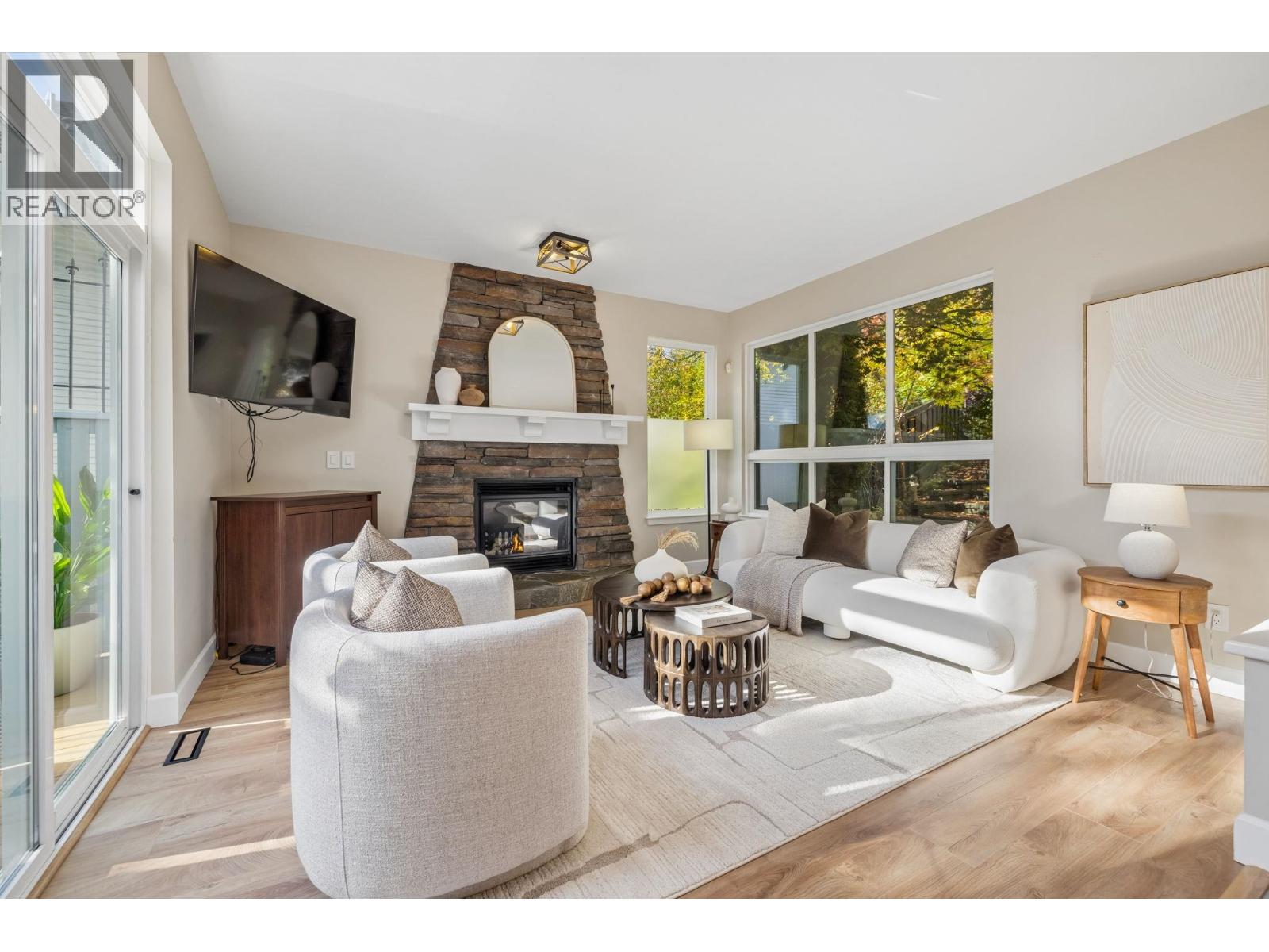 109 Greenleaf Court, Port Moody, British Columbia  V3H 5J7 - Photo 4 - R3176576