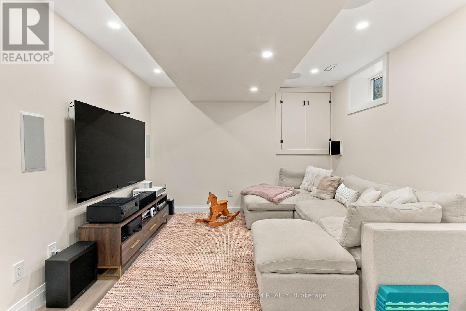 493 Mortimer Avenue, Toronto, Ontario  M4J 2G6 - Photo 19 - E14098312