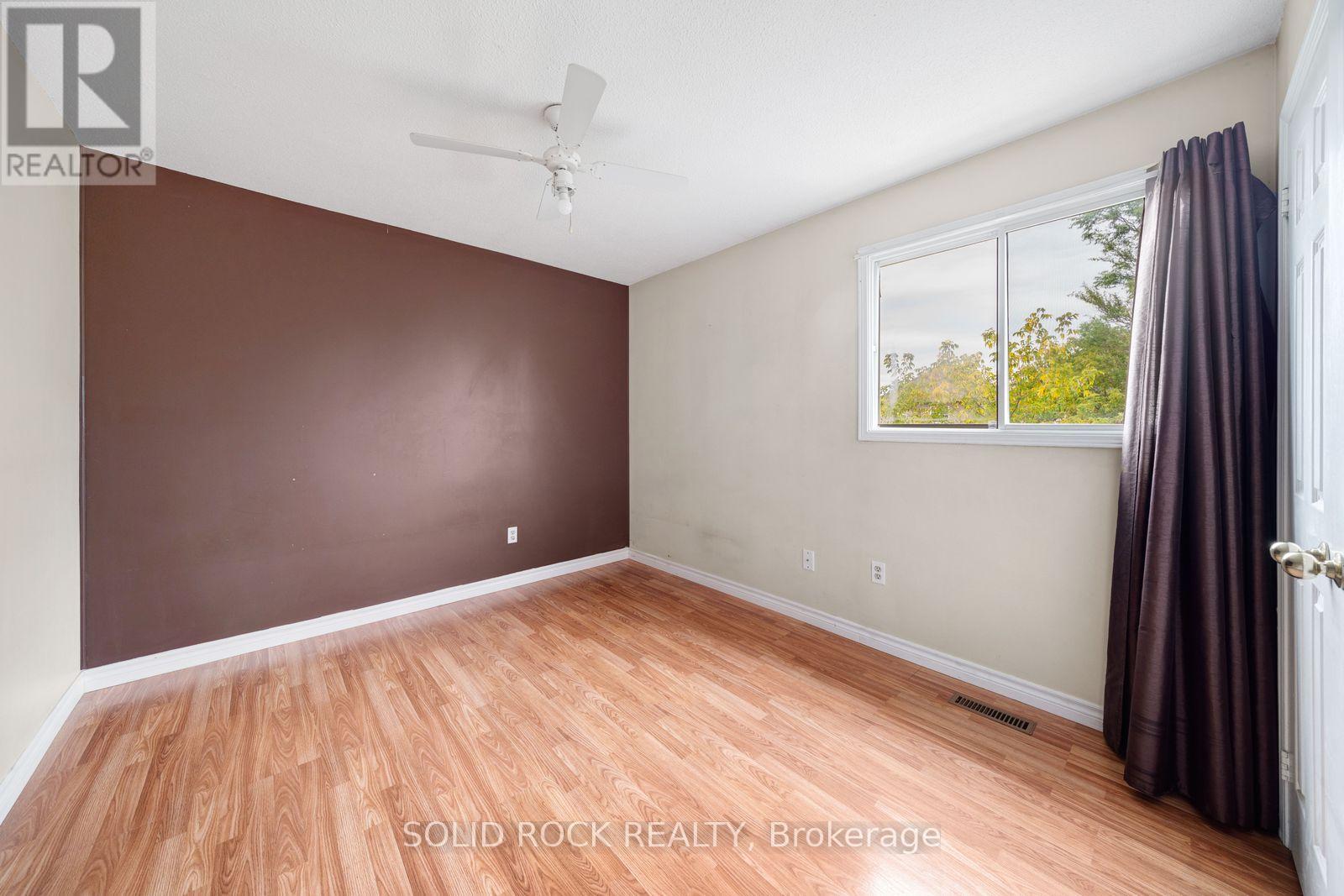 2394 Strathmore Crescent, Pickering, Ontario  L1X 2H7 - Photo 27 - E14098318