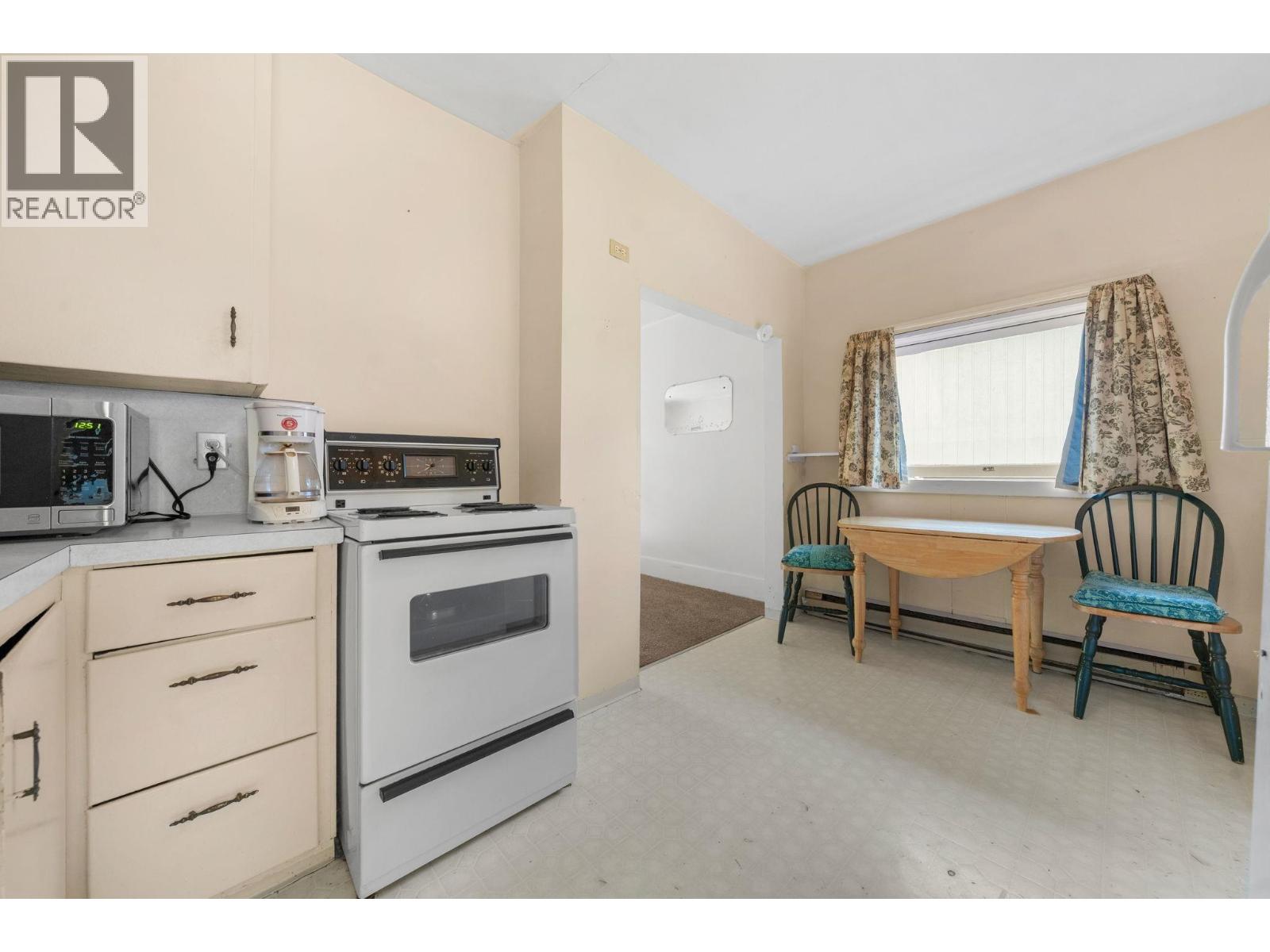 652 W 14th Street, North Vancouver, British Columbia  V7M 1R2 - Photo 12 - R3176692