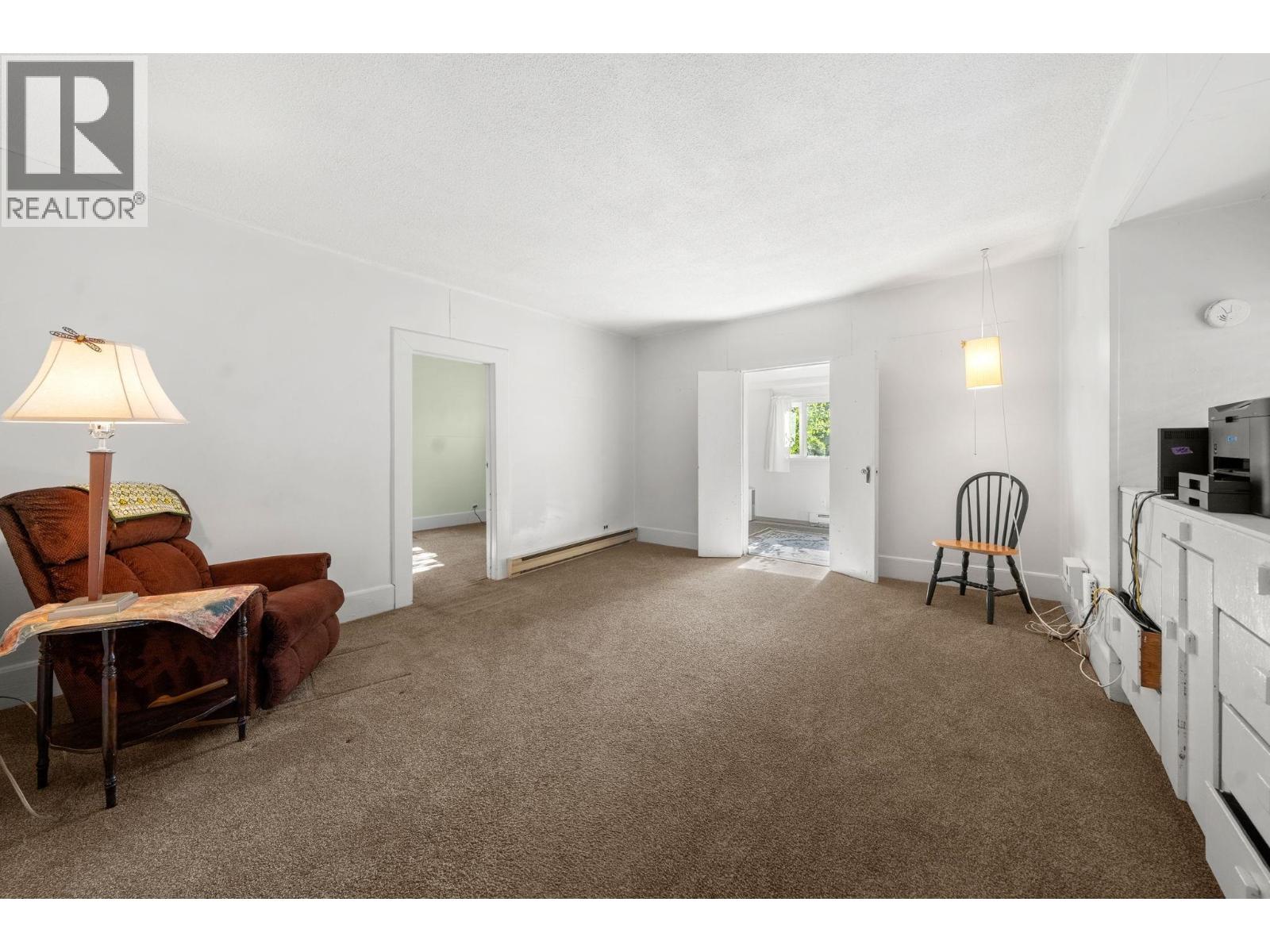 652 W 14th Street, North Vancouver, British Columbia  V7M 1R2 - Photo 5 - R3176692