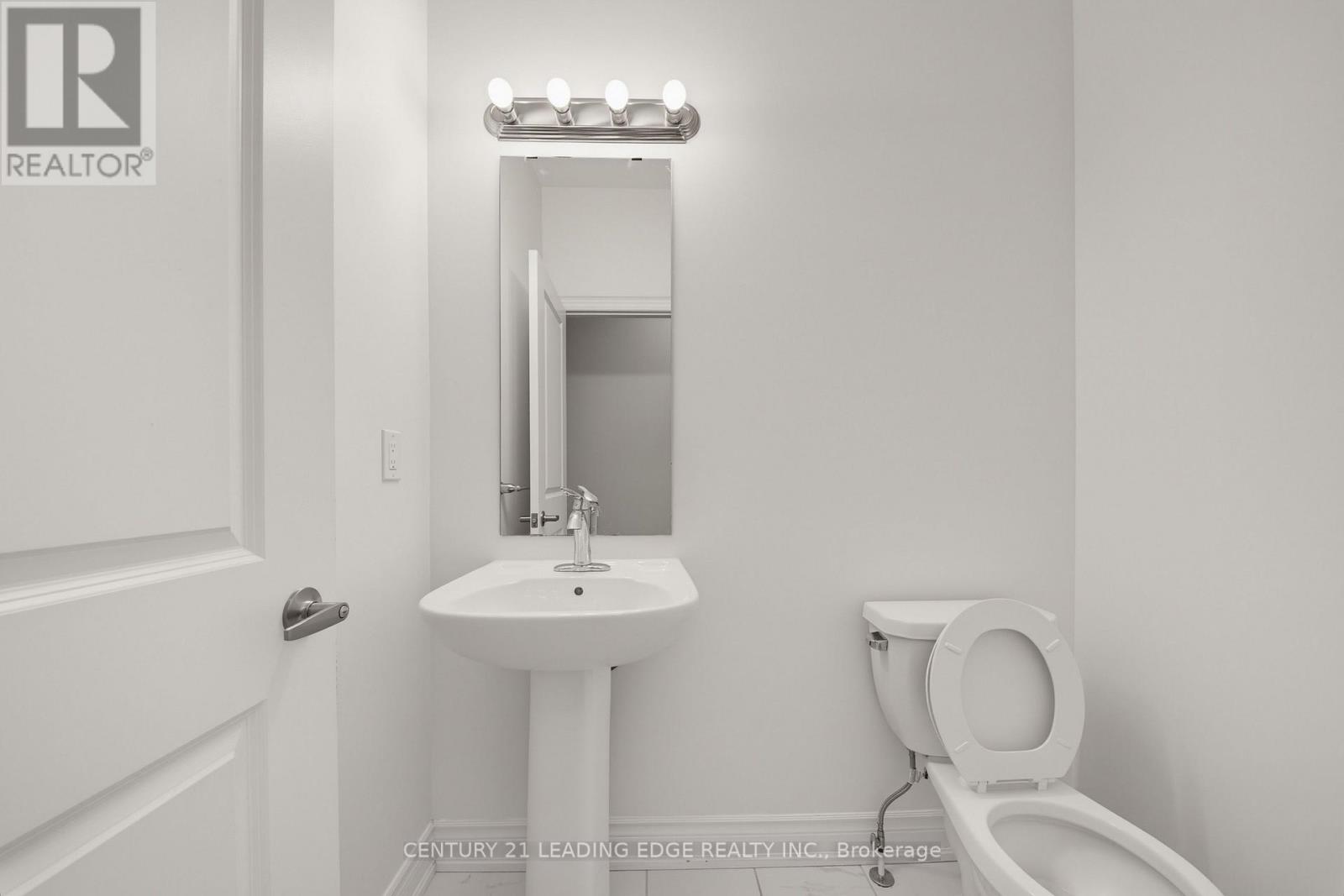 28 Liam Lane, Markham, Ontario  L3S 0E8 - Photo 11 - N14098306
