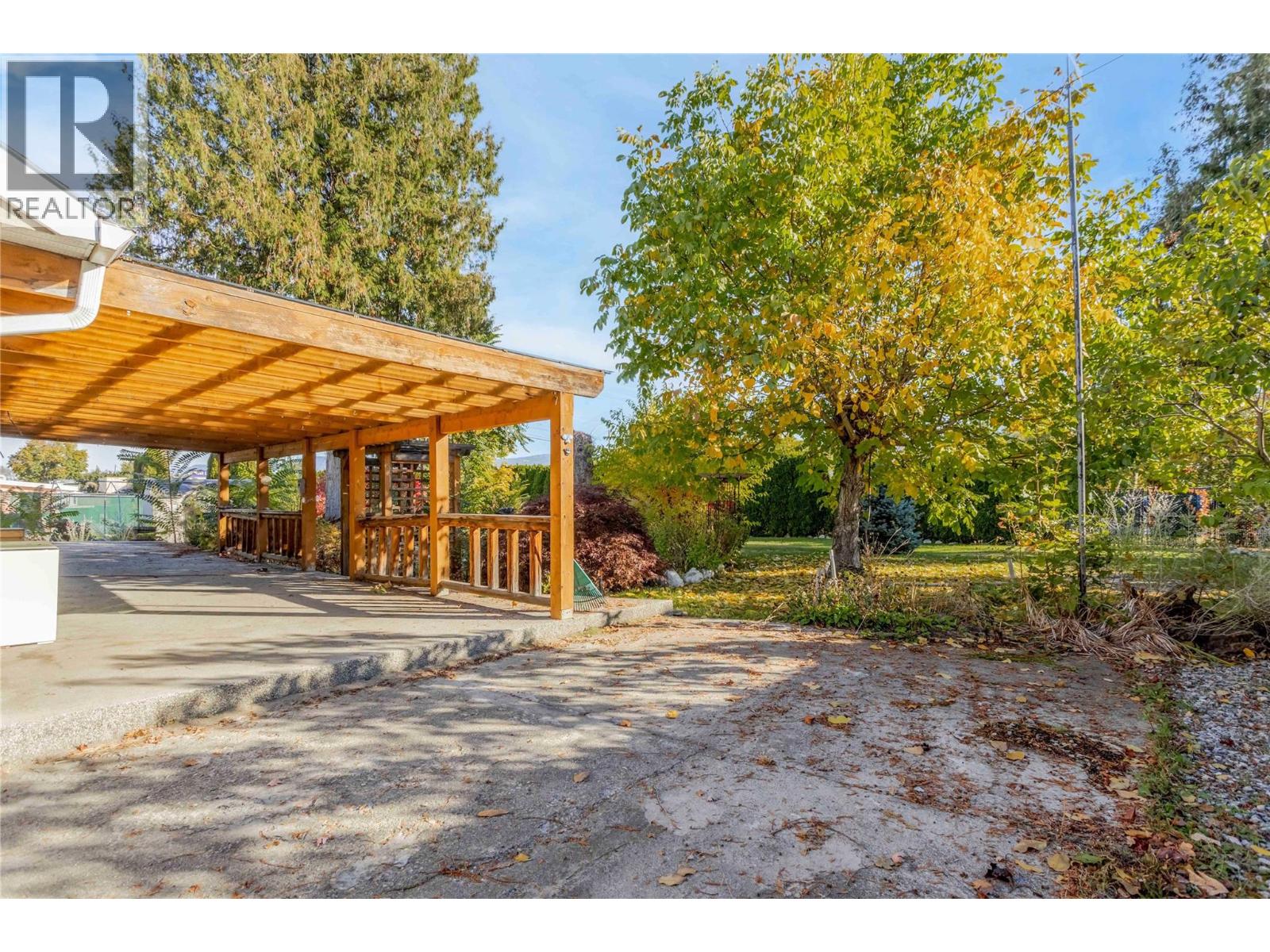 995 Leathead Road, Kelowna, British Columbia  V1X 2J9 - Photo 47 - 10403802