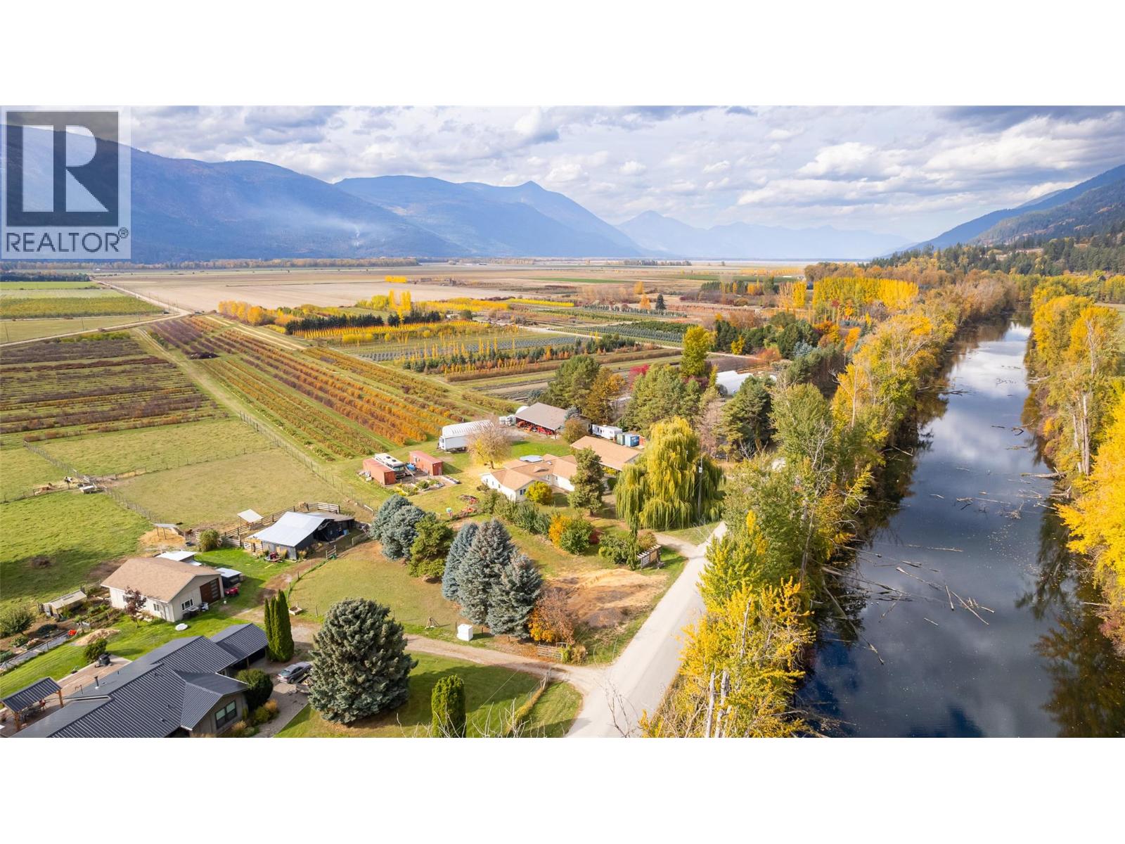 1331 Channel Road, Wynndel, British Columbia  V0B 2N1 - Photo 68 - 10403855