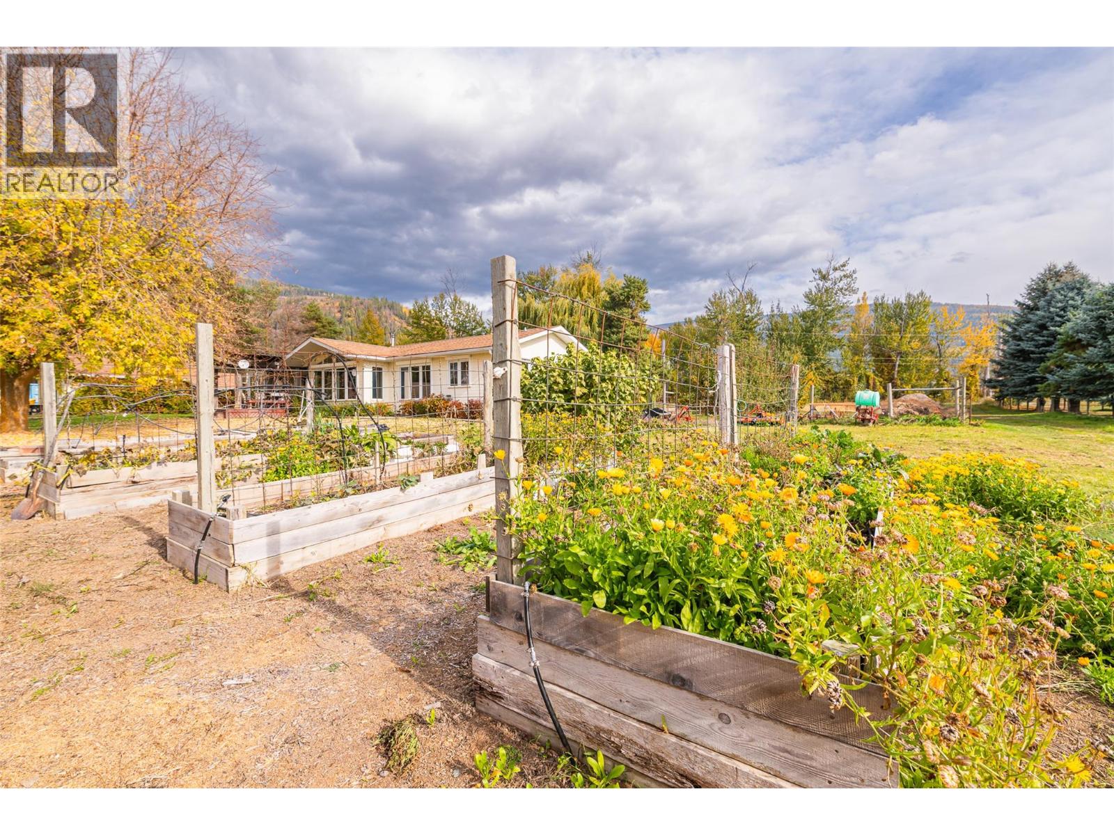 1331 Channel Road, Wynndel, British Columbia  V0B 2N1 - Photo 54 - 10403855