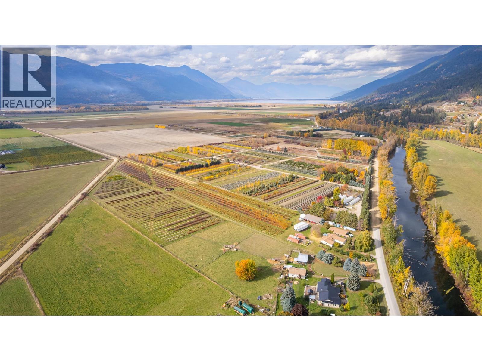 1331 Channel Road, Wynndel, British Columbia  V0B 2N1 - Photo 64 - 10403855