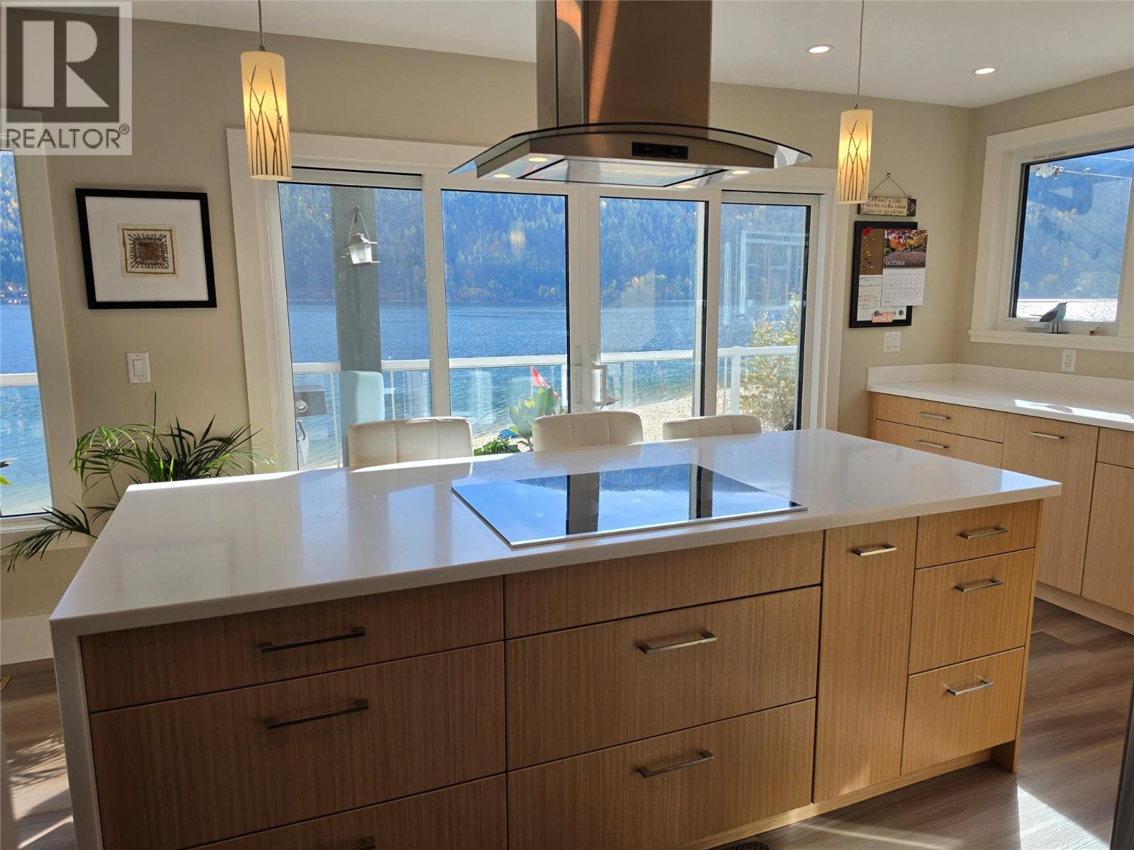 2340 3a Highway, Nelson, British Columbia  V1L 6K7 - Photo 7 - 10404033