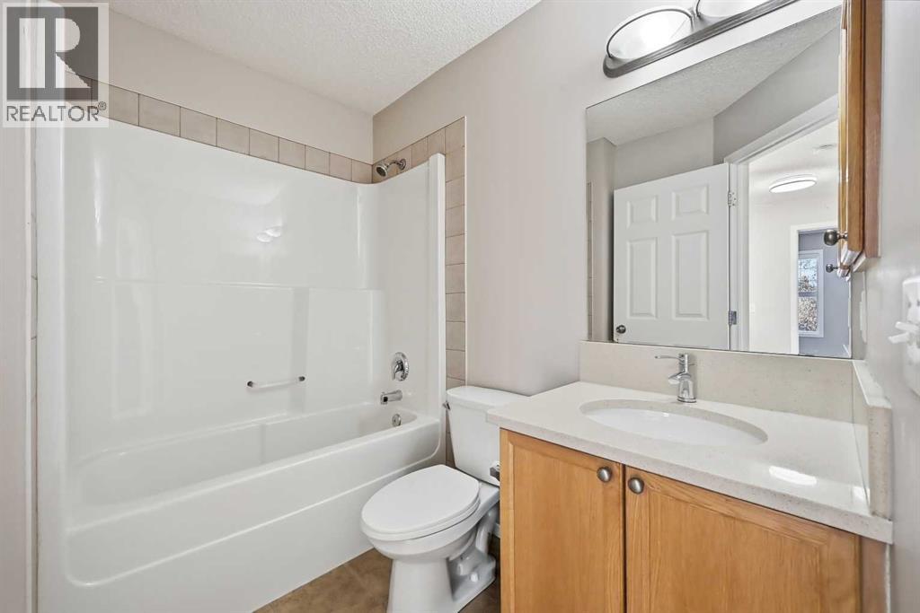 33 Saddlebrook Common Ne, Calgary, Alberta  T3J 0K1 - Photo 22 - A2352504