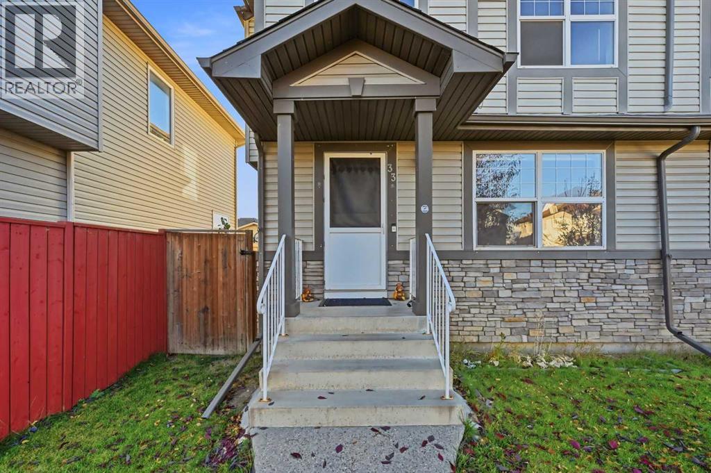 33 Saddlebrook Common Ne, Calgary, Alberta  T3J 0K1 - Photo 2 - A2352504