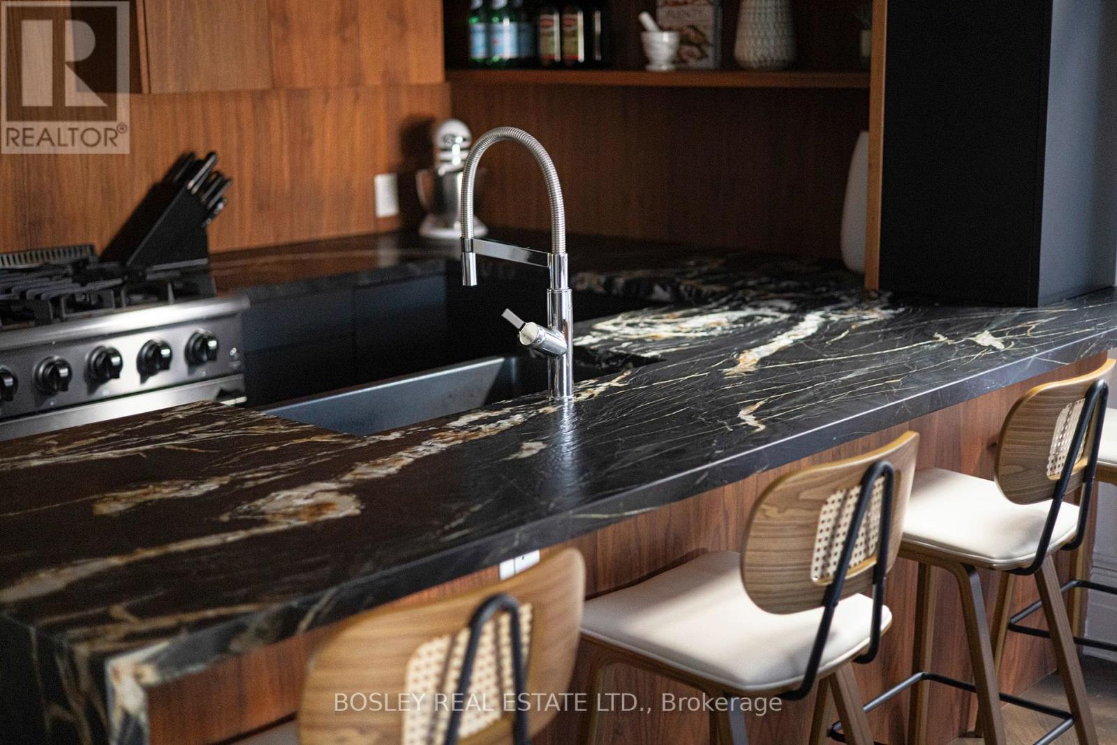 Main - 178 High Park Avenue, Toronto, Ontario  M6P 2S4 - Photo 19 - W14098280
