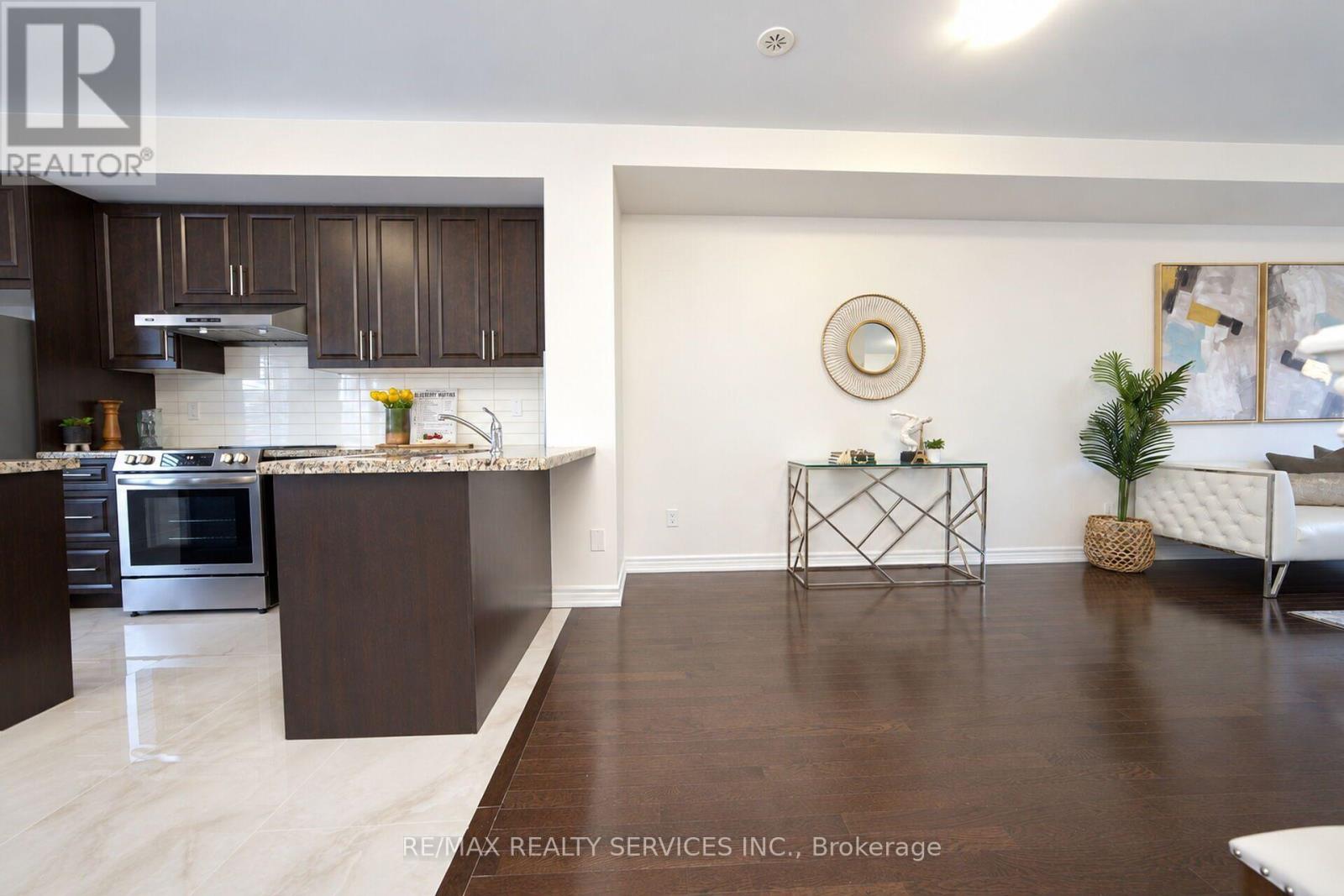 111 - 12 Cedarland Road, Brampton (Credit Valley), Ontario  L6Y 6E5 - Photo 17 - W14098286