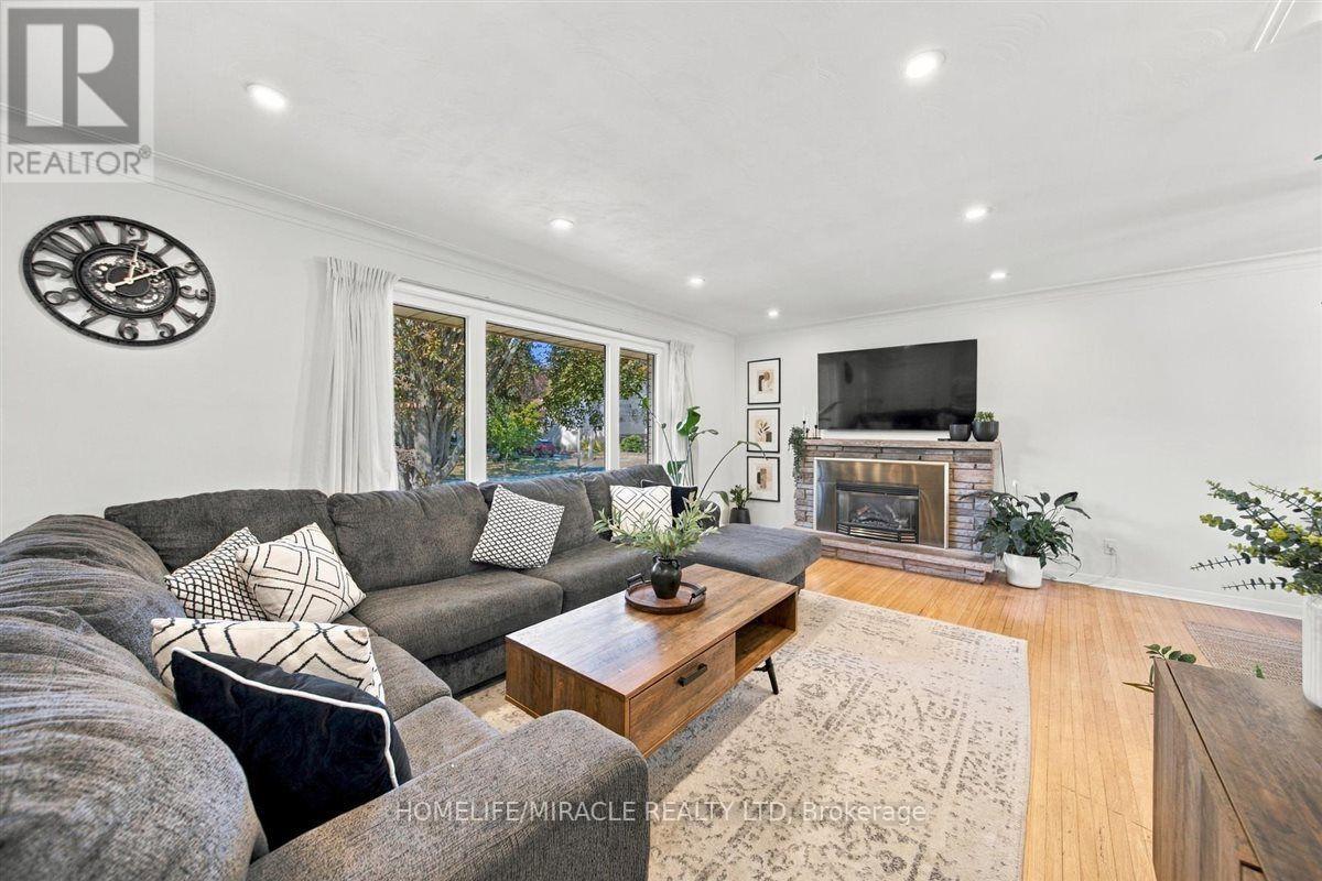 15 Meadow Road, Brantford, Ontario  N3R 3K9 - Photo 4 - X14098250