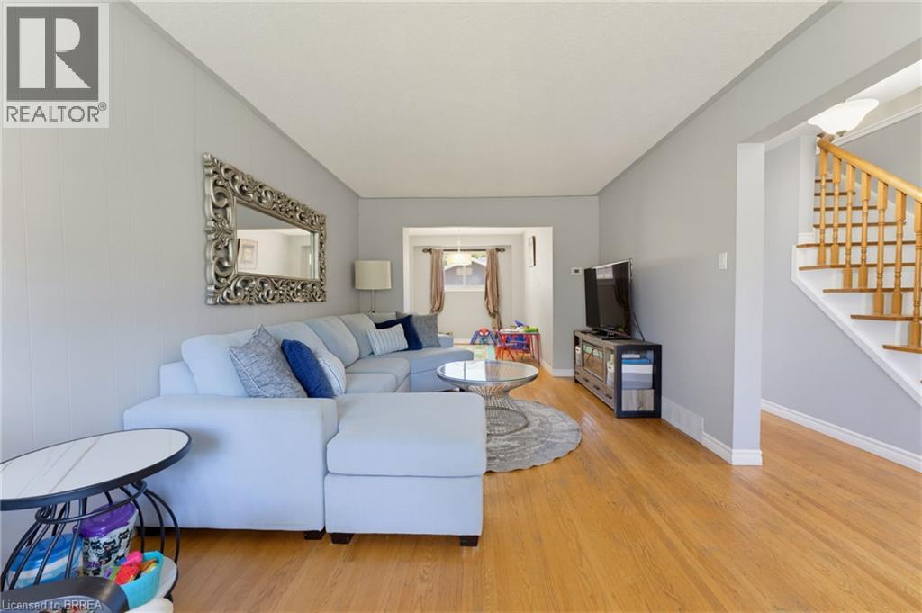 9 Onslow Court, Oakville, Ontario  L6H 1J1 - Photo 4 - 40872274