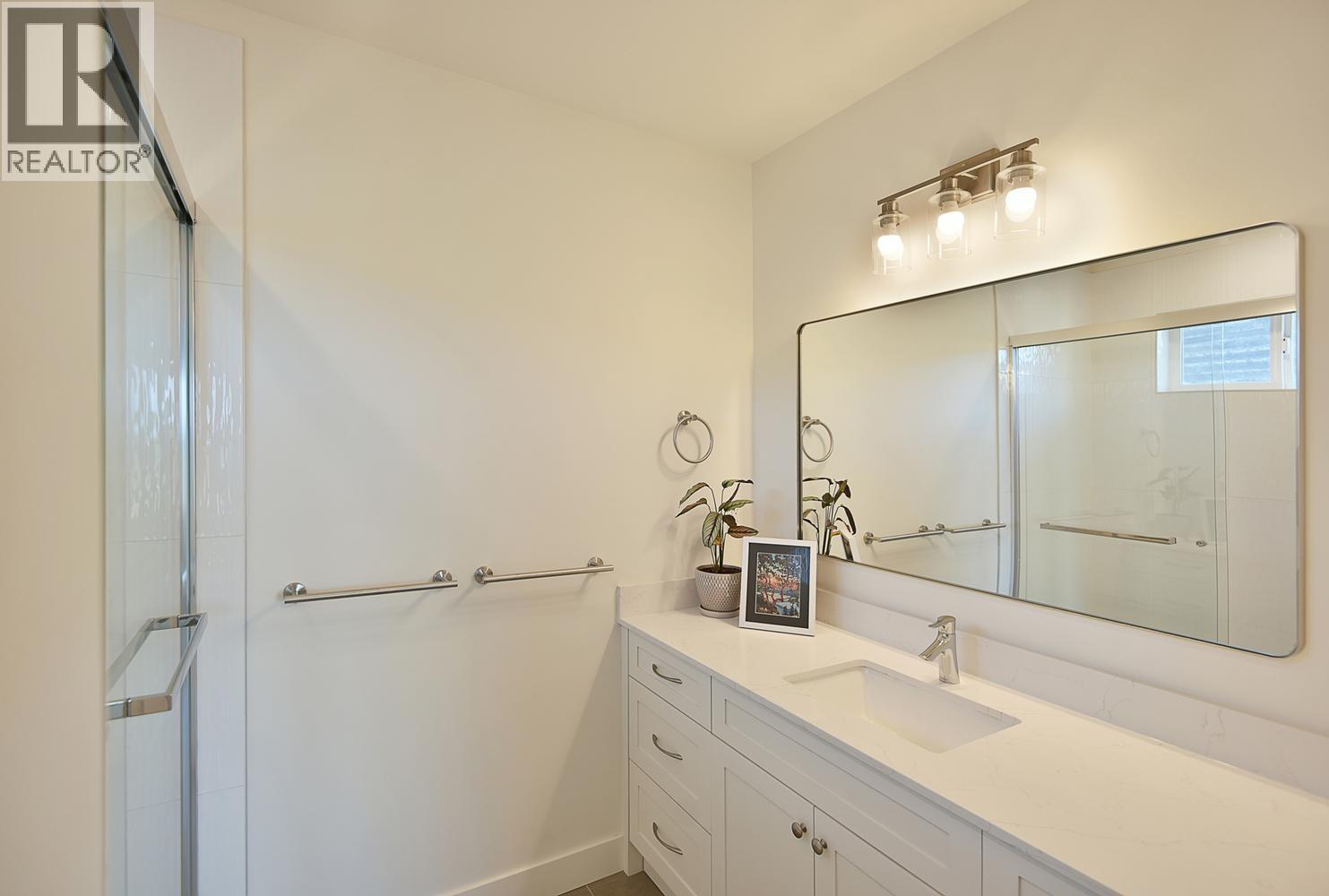 5825 Trail Avenue, Sechelt, British Columbia V7Z 0K5 - Photo 26 - R3176682