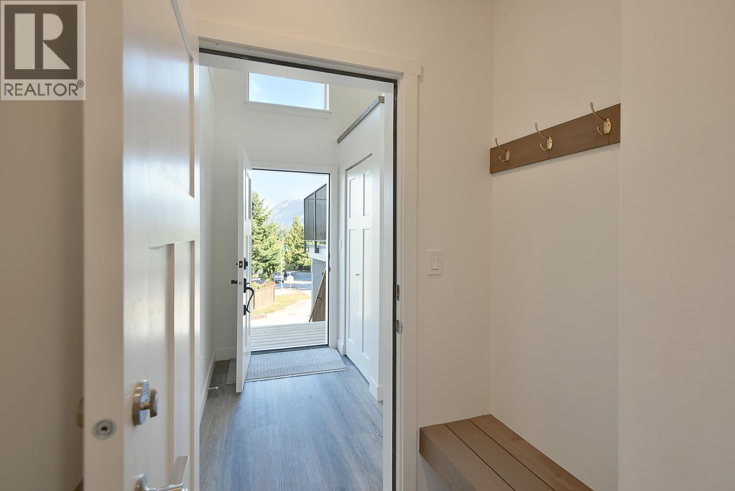 5825 Trail Avenue, Sechelt, British Columbia V7Z 0K5 - Photo 38 - R3176682