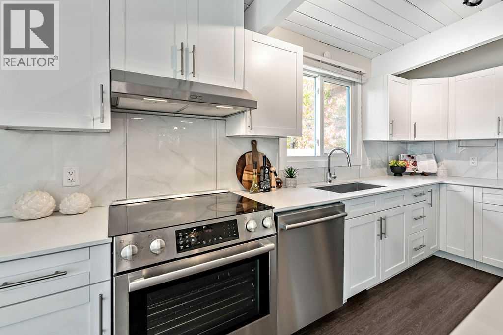 4421 Vissar Crescent NW, Calgary, Alberta T3A 0M6 - Photo 9 - A2349534
