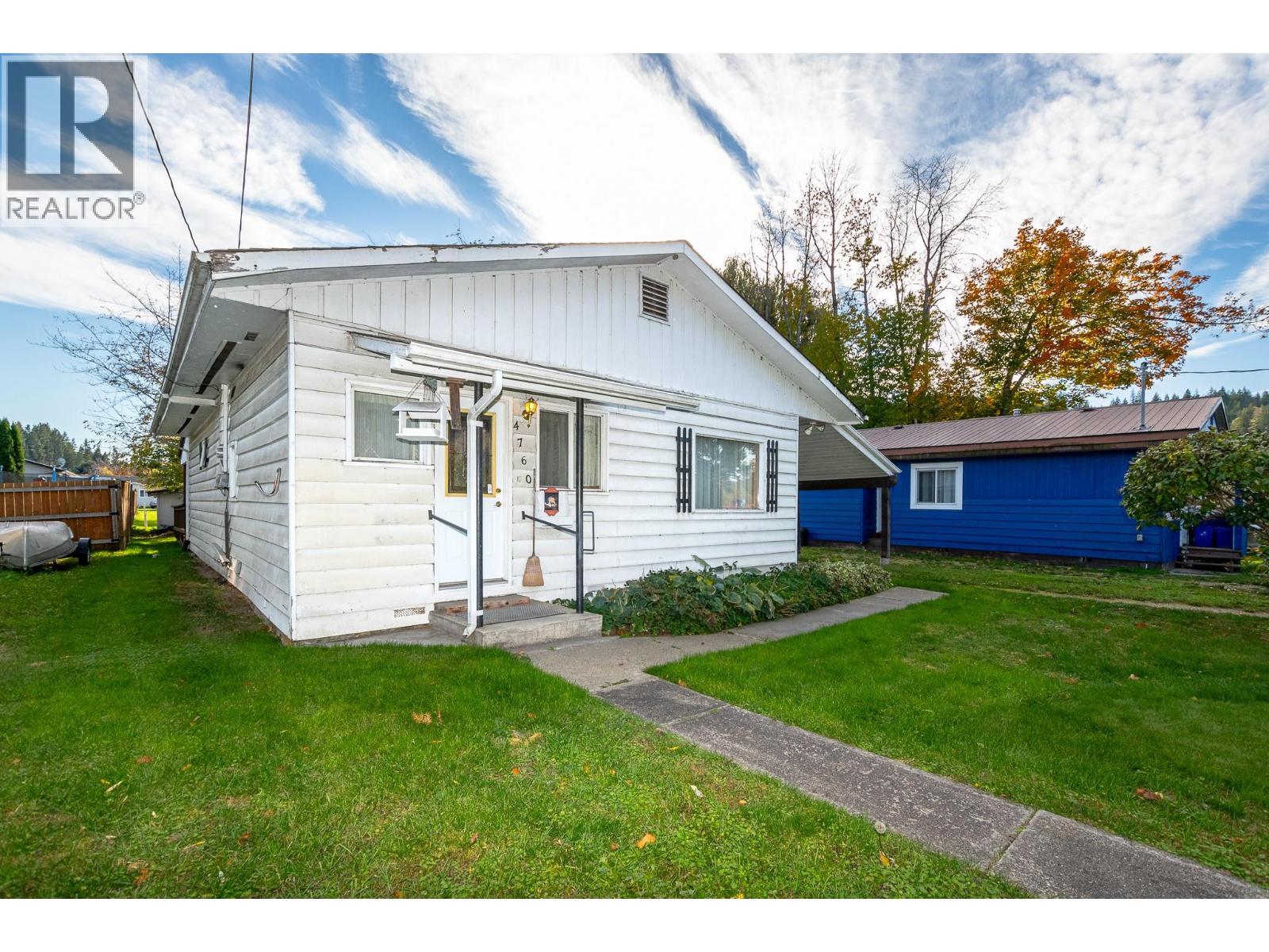 4760 Canoe Beach Drive Drive NE, Salmon Arm, British Columbia  V0E 1K0 - Photo 12 - 10403947