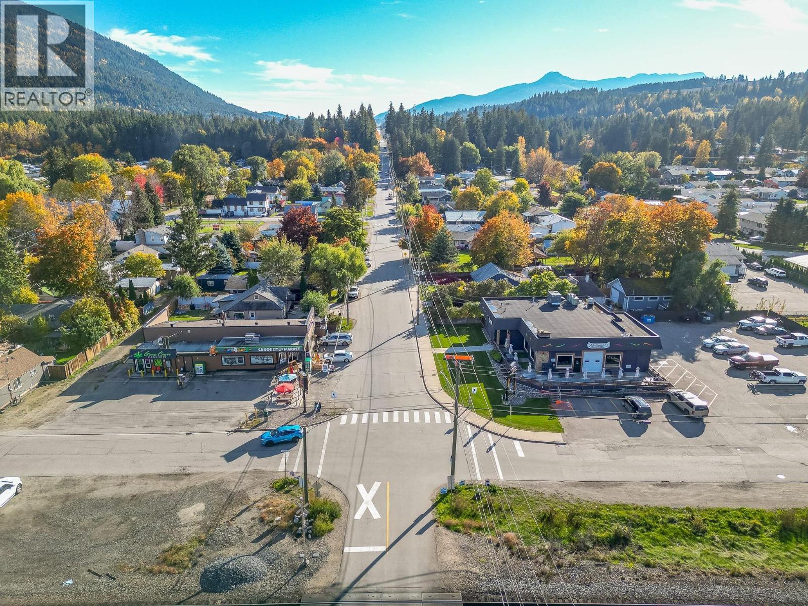 4760 Canoe Beach Drive Drive NE, Salmon Arm, British Columbia  V0E 1K0 - Photo 53 - 10403947