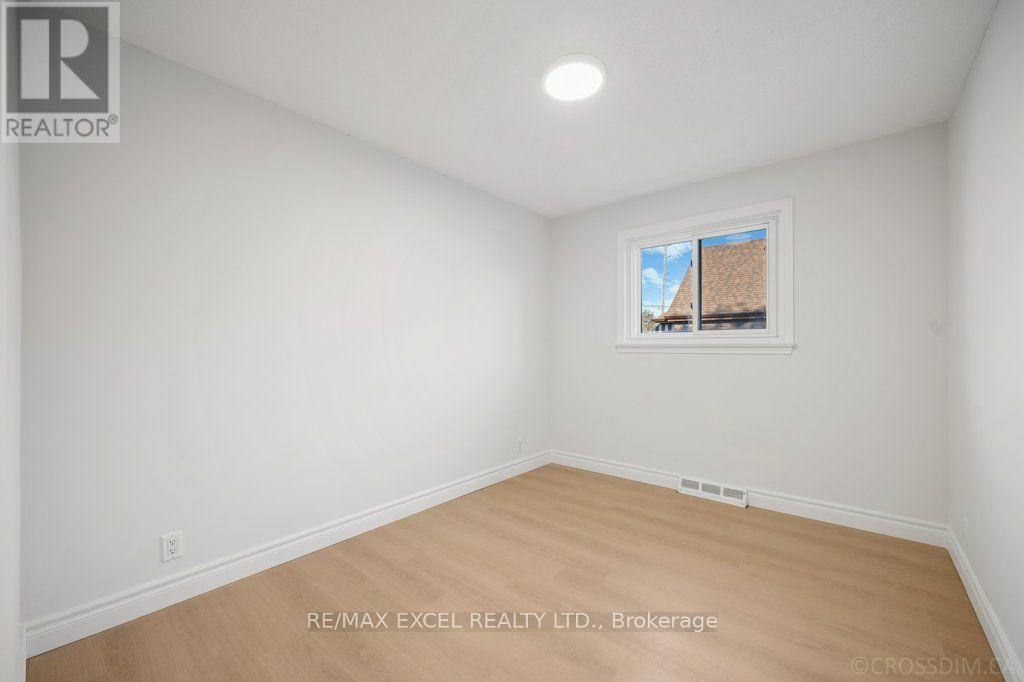 65 Wilson Road N, Oshawa, Ontario  L1G 6E1 - Photo 11 - E14097612