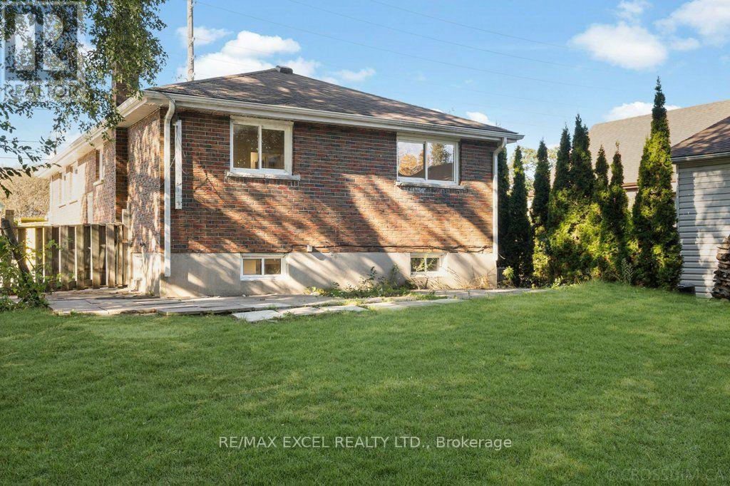 65 Wilson Road N, Oshawa, Ontario  L1G 6E1 - Photo 37 - E14097612