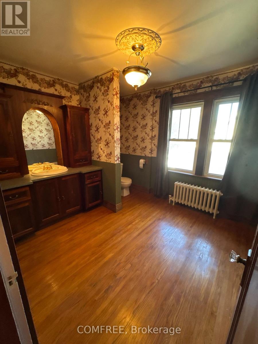 49 Talbot Street E, Chatham-Kent, Ontario  N0P 1A0 - Photo 15 - X13696304