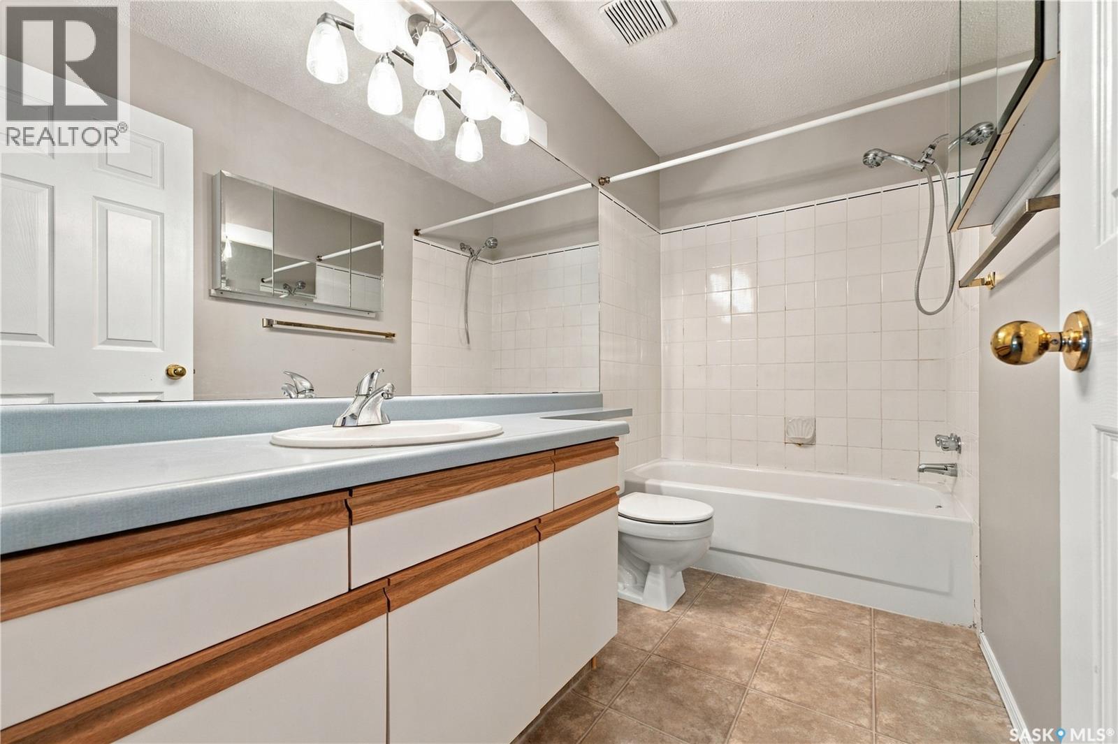305 610 Perehudoff Crescent, Saskatoon, Saskatchewan  S7N 4H5 - Photo 15 - SK051541