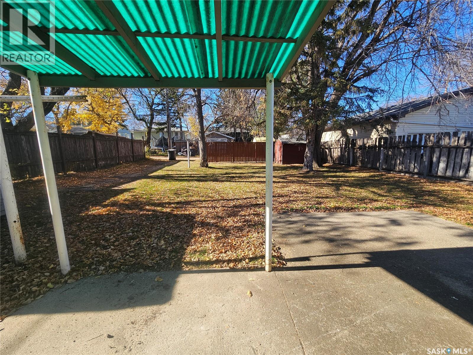870 11th Avenue Ne, Swift Current, Saskatchewan  S9H 2V4 - Photo 20 - SK051499
