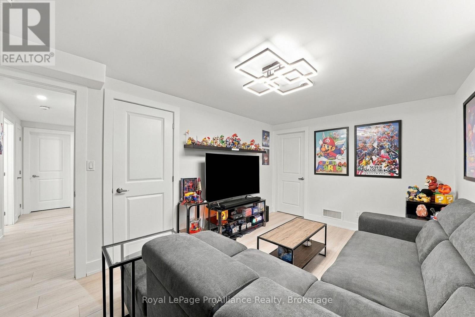 46 Birchmount Street, Quinte West, Ontario  K8V 0C6 - Photo 41 - X14098408