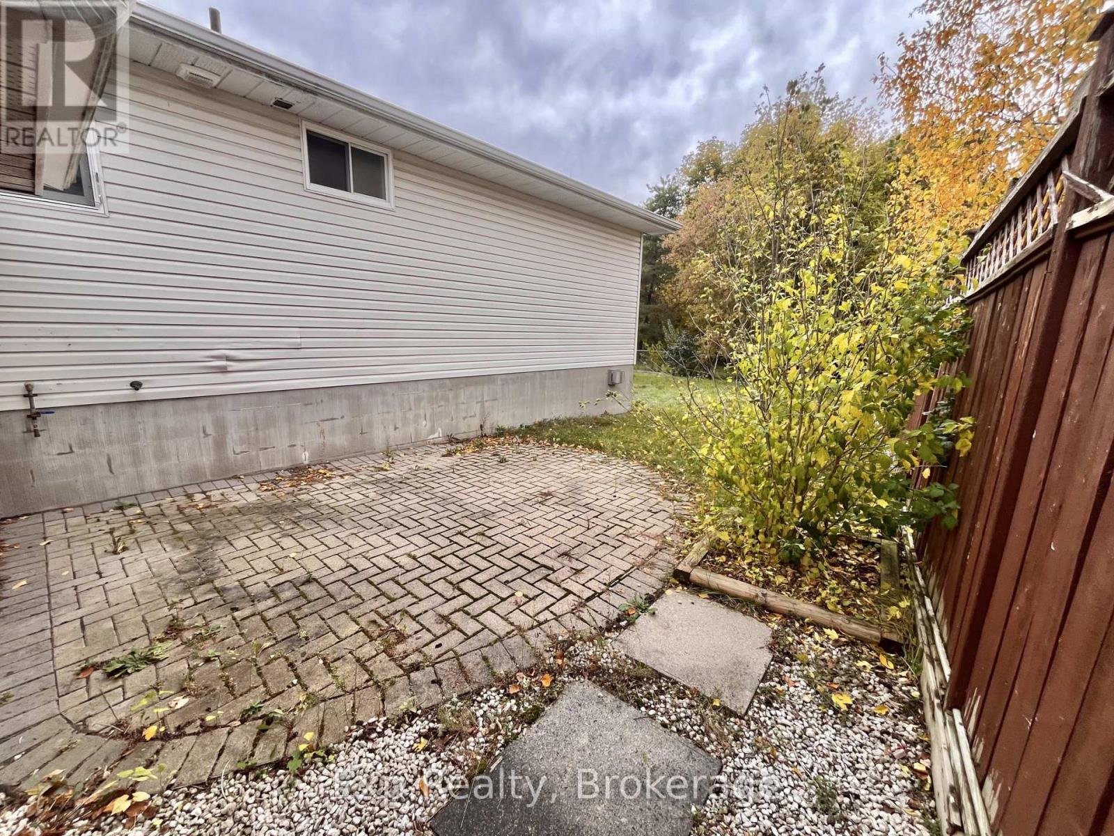 27 Loraine Avenue, Quinte West, Ontario  K8V 6R4 - Photo 25 - X14098492