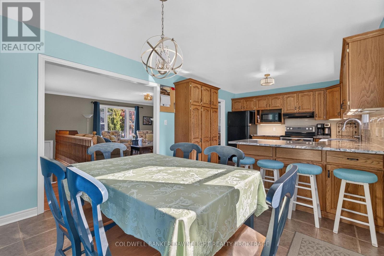 11 Hill Street, South Huron, Ontario  N0M 1S1 - Photo 11 - X14098518