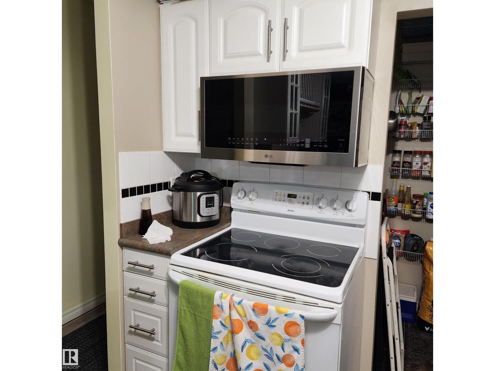 1102 Saddleback Rd Nw, Edmonton, Alberta  T6J 4Z4 - Photo 29 - E4505072