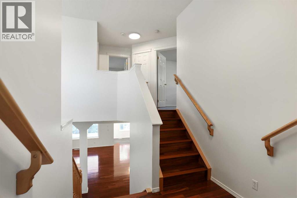 44 Rocky Ridge Close Nw, Calgary, Alberta  T3G 4X1 - Photo 16 - A2351398