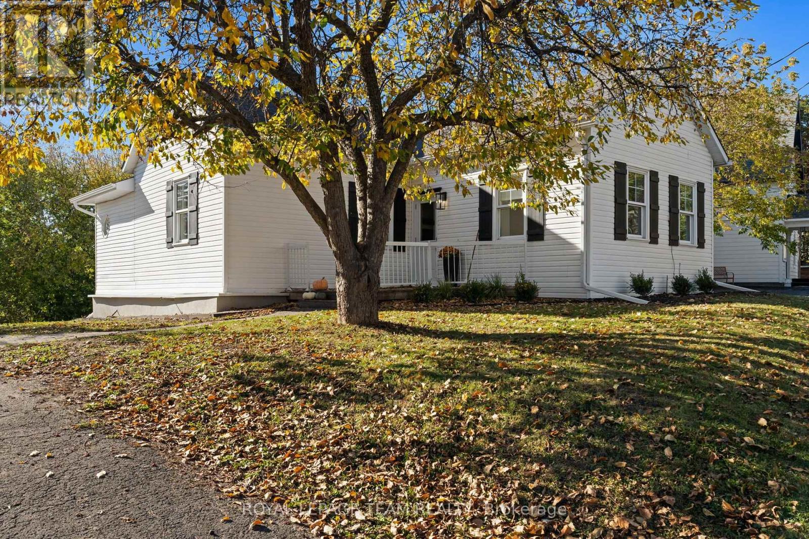 5584 Manotick Main Street, Ottawa, Ontario  K4M 1A4 - Photo 3 - X14098562