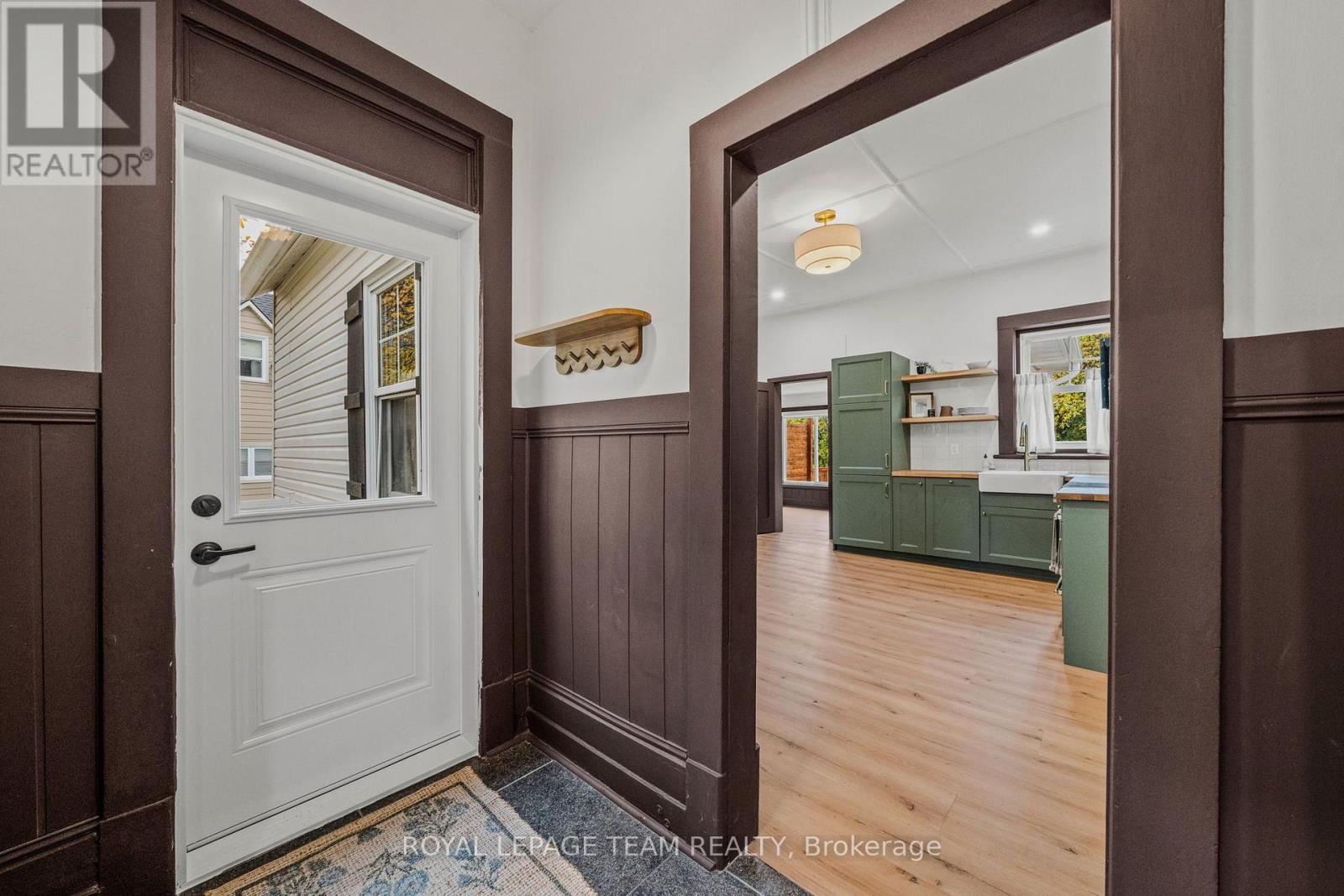 5584 Manotick Main Street, Ottawa, Ontario  K4M 1A4 - Photo 7 - X14098562