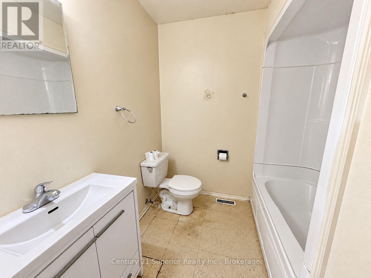 107 Simon Street, Schreiber, Ontario  P0T 2S0 - Photo 16 - X14098436