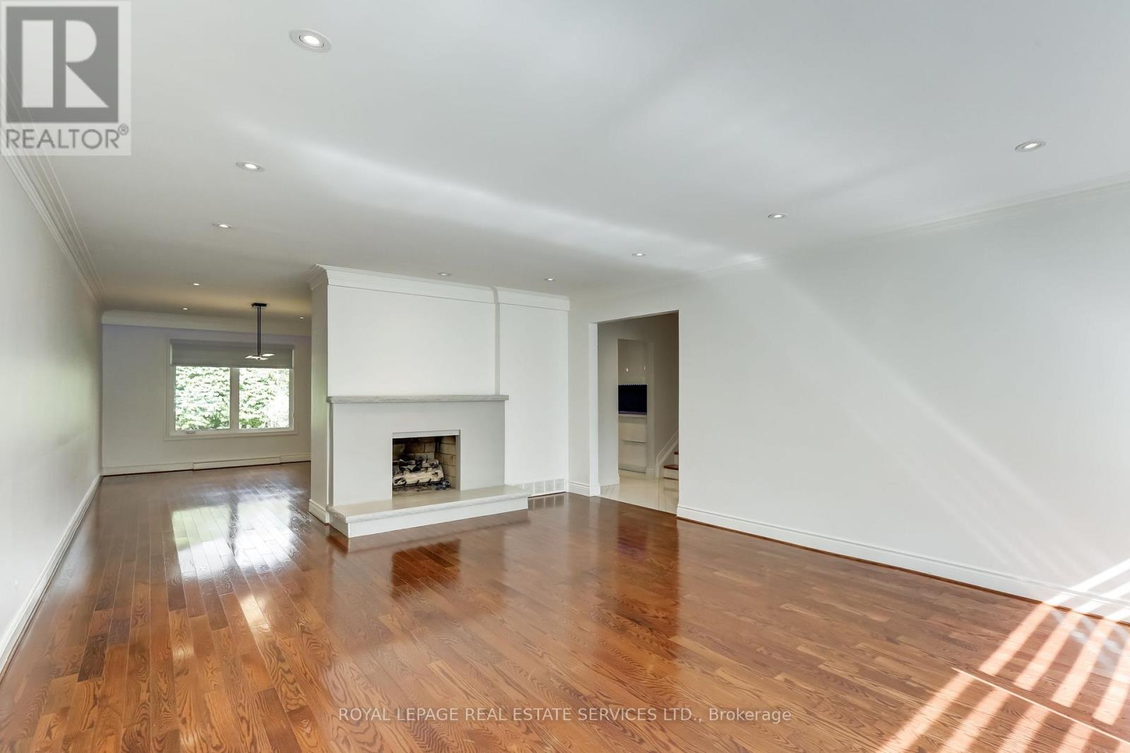 75 Ravensbourne Crescent, Toronto, Ontario  M9A 2B1 - Photo 10 - W13885812