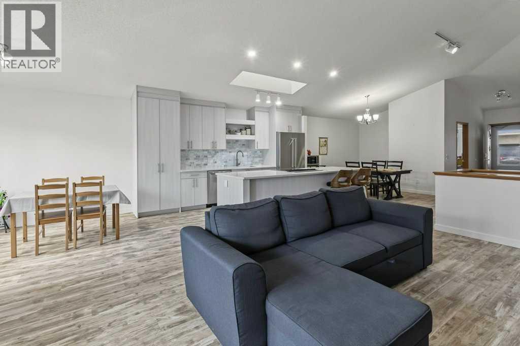 119 Edgepark Villas Nw, Calgary, Alberta  T3A 3S2 - Photo 20 - A2352178