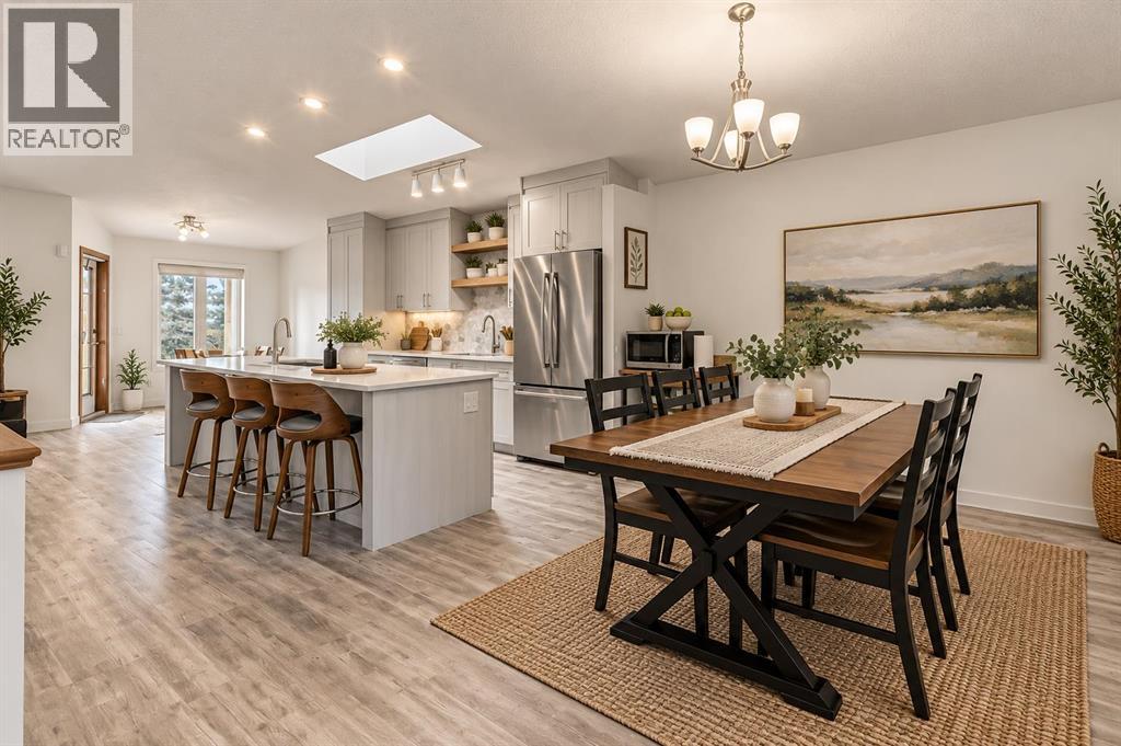 119 Edgepark Villas Nw, Calgary, Alberta  T3A 3S2 - Photo 3 - A2352178