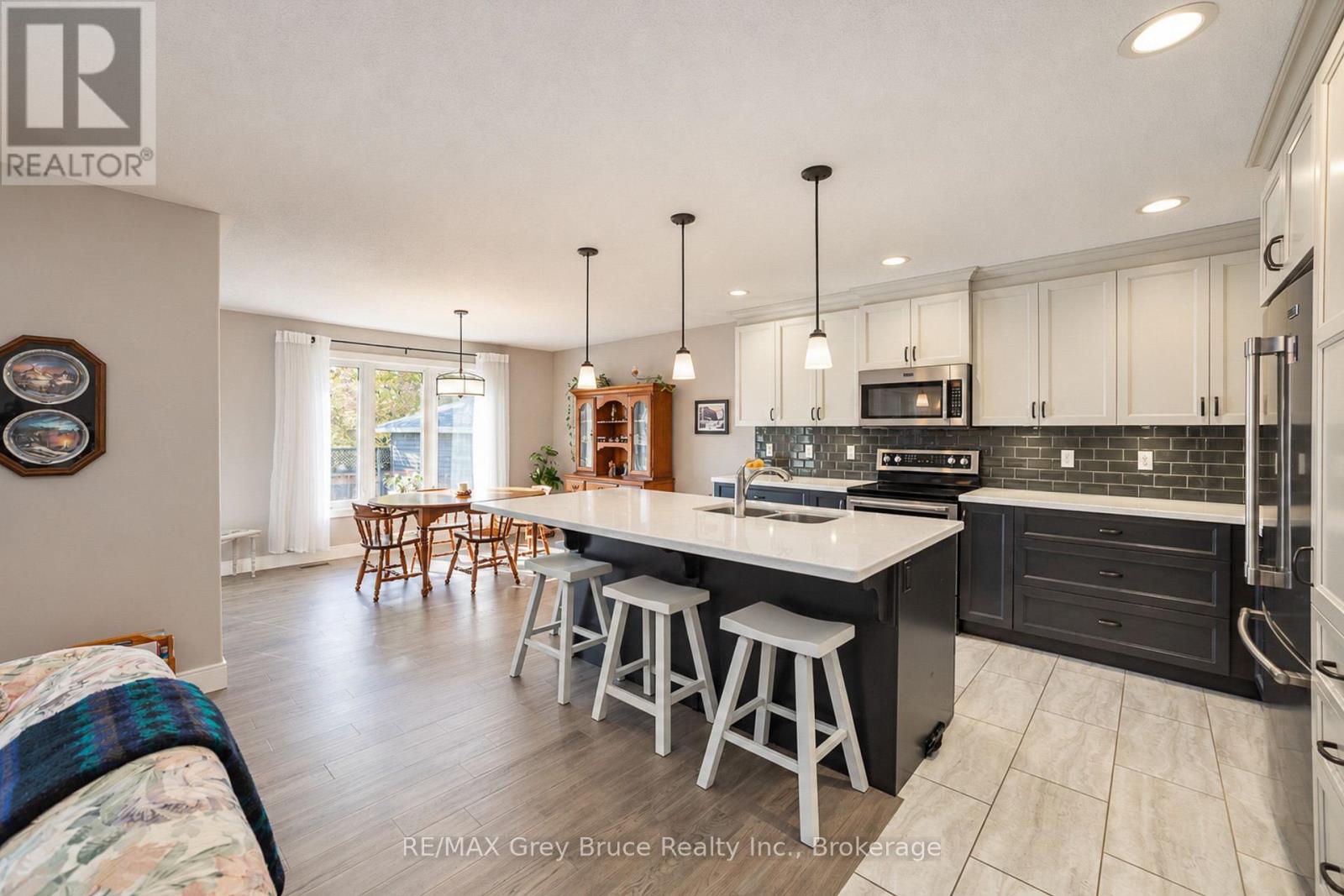 397 3rd Street S, Hanover, Ontario  N4N 1B4 - Photo 12 - X14098582